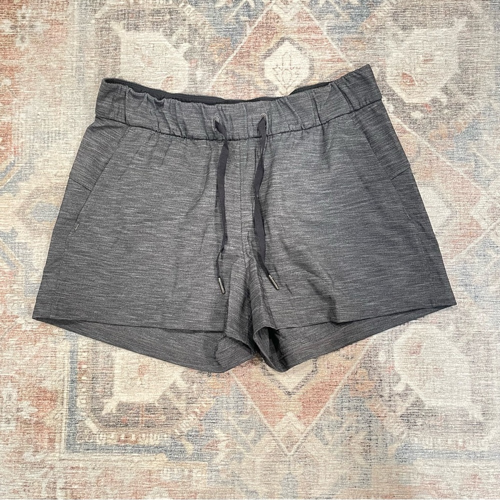 Lululemon On the Fly Short